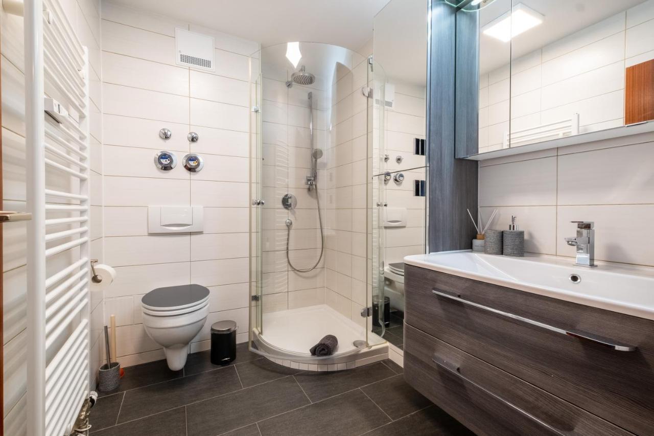 Nature Terminal Apartment - Unterwegs Zuhause Steinenbronn Dış mekan fotoğraf