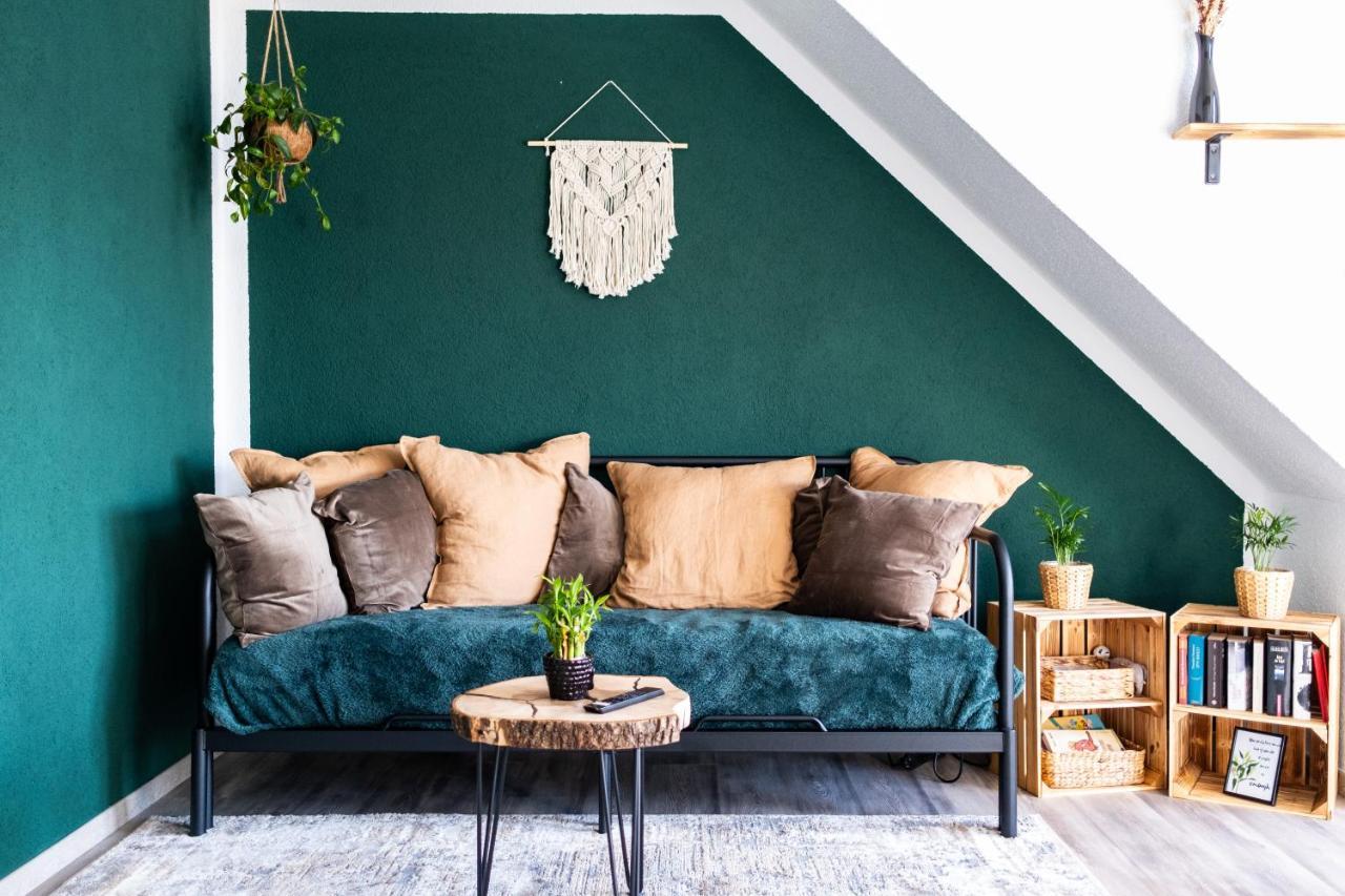 Nature Terminal Apartment - Unterwegs Zuhause Steinenbronn Dış mekan fotoğraf